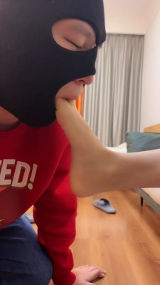 图片[7]_【桃酥】首调-舔超脏鞋底/全体重踩踏/骑马/闻舔袜子 bf26110_HD绳艺资源