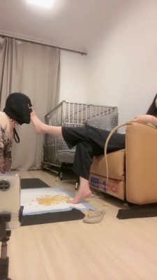 图片[6]_【高难度挑战美学】白丝裸足羞辱/踩踏喂食/转胯遛狗/训练揪耳朵 bf26104_HD绳艺资源