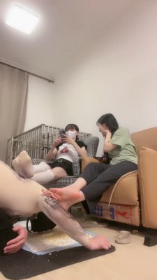 图片[8]_【高难度挑战美学】白丝裸足羞辱/踩踏喂食/转胯遛狗/训练揪耳朵 bf26104_HD绳艺资源