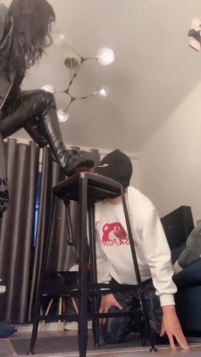 图片[3]_【靴嘉倪】超强长靴高跟虐杀/踩-碾压-踢/转胯 bf26003_HD绳艺资源