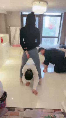 图片[4]_【晚晚公主】情侣奴犯贱-舔脏鞋底/咀嚼棉袜/轮流转胯 bf25994_HD绳艺资源