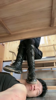 图片[3]_【沅芷大人】犬化家奴第二弹-脏泥巴长靴踩狗 bf25995_HD绳艺资源