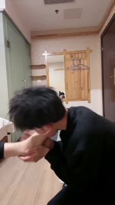 图片[5]_【小妍S】拖鞋抽狗脸/藤条暴抽/艺术舔脏靴底/踩 bf25996_HD绳艺资源