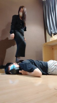 图片[2]_【梵高】金融白领黑丝高跟调-踩踏/舔闻原味丝袜jio【双视角版】bf26000_HD绳艺资源