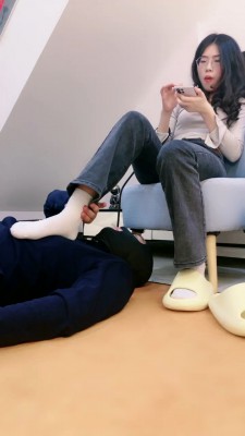 图片[7]_【嘉妮S】夜跑后原味白袜鞋袜辱狗 bf25923_HD绳艺资源