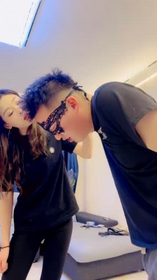 【冷鸢大大】运动鞋+高跟鞋全体重踩踏/滴蜡狗头/训练 bf25915_HD绳艺资源