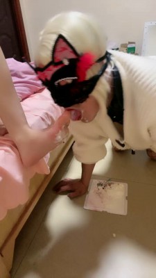 【惜沫】调异装/裸足踩踏蛋糕喂食/喝洗脚水 bf25962_HD绳艺资源