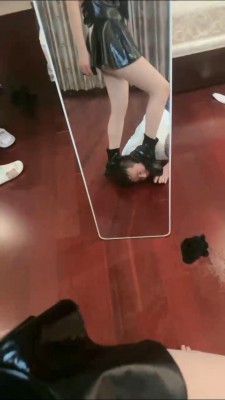 【桃幼幼】圈养废物狗-长靴踩踏/圣水淋浴/黑丝脚深喉  bf25978_HD绳艺资源