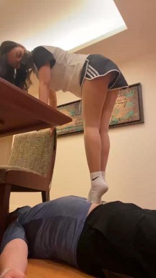 图片[9]_【薇娅大小姐】腹黑学姐诱导学弟做狗/踩踏踢裆/沦为坐垫脚垫 bf25918_HD绳艺资源