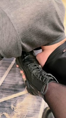 【宸宸S】黑丝脚深喉/水刑窒息/舔脏鞋 bf25922_HD绳艺资源