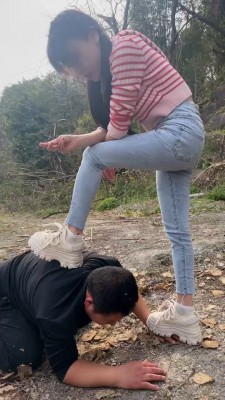 图片[9]_【伊晨】小白鞋女神户外狂虐跟踪狂 bf25943_HD绳艺资源