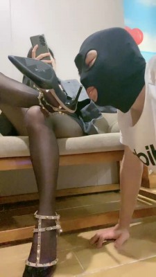 图片[2]_【甜依】舔干净高跟脏鞋底/吃口水/黑丝脚深喉 bf25880_HD绳艺资源