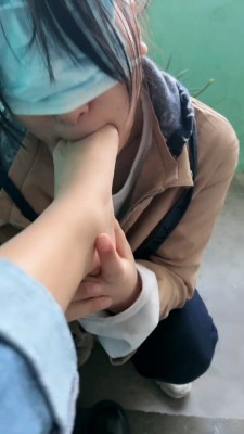 图片[3]_【微甜】户外强迫闺蜜舔脏鞋臭白袜 bf25867_HD绳艺资源