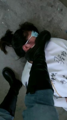 图片[6]_【微甜】户外强迫闺蜜舔脏鞋臭白袜 bf25867_HD绳艺资源