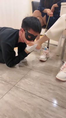 图片[8]_【妆主大大】带妹妹入圈/可爱白袜辱狗/耳光/高跟碾压【双视角版】bf25243_HD绳艺资源