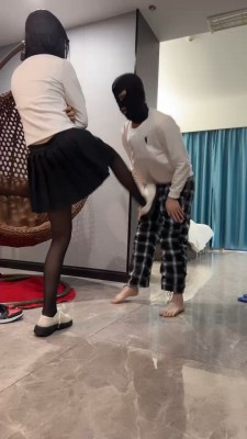 图片[3]_【吴迪】艺校女神-舔脏鞋/袜/碾压踩踏 bf25293_HD绳艺资源