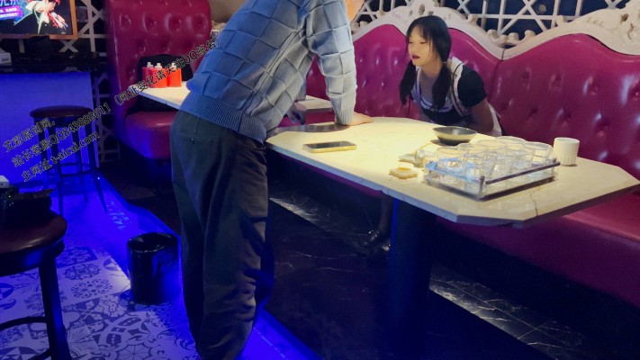 图片[4]_【第5风格】Ktv里被服务员虐待艺术舔脚 YC-230707-6_HD绳艺资源