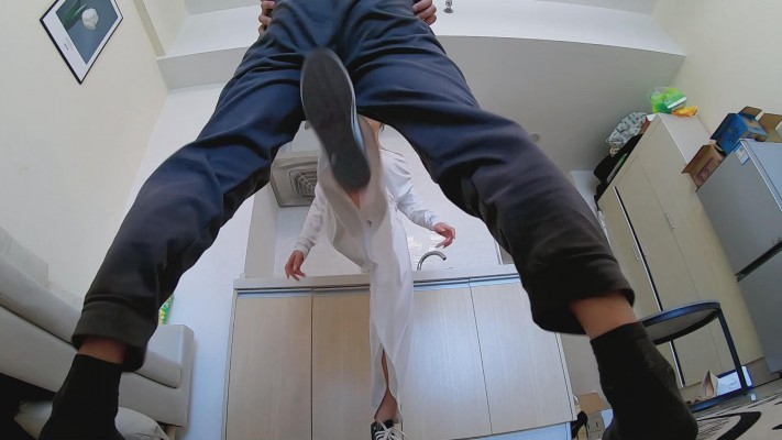 【素人S】美竹姐姐《黑色匡威帆布鞋的折磨》 YC-230707-5_HD绳艺资源