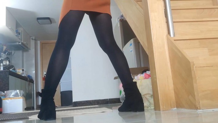 图片[7]_广州小鱼大人粤语黑丝第一视角羞辱贱嗨舔鞋钻胯_HD绳艺资源