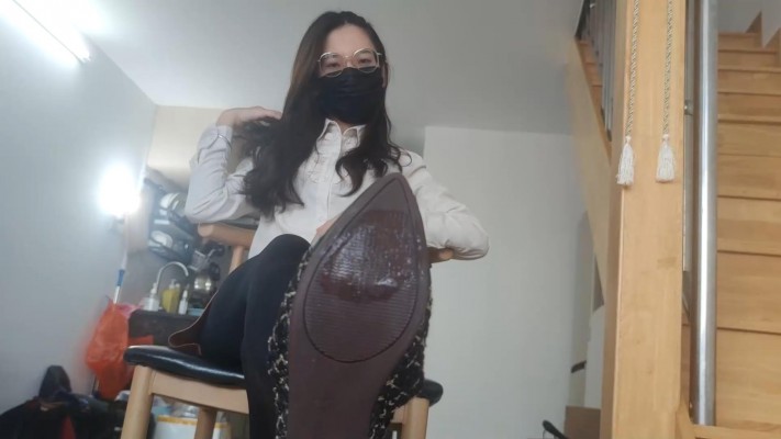 图片[13]_广州小鱼大人粤语黑丝第一视角羞辱贱嗨舔鞋钻胯_HD绳艺资源