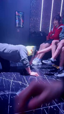 图片[4]_套路直播视频【精神小妹】5S-真实歌舞厅开发陪酒小妹-原味袜辱/骑马 bf26158_HD绳艺资源