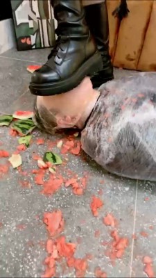 图片[2]_套路直播视频【司宁青】囚禁虐待木乃伊狗-艺术脚下喂食 bf26172_HD绳艺资源