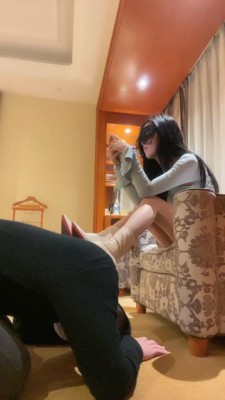 图片[4]_套路直播视频【KiKi】双狗争宠比赛-提档/遛狗/运动鞋踩踏/棉袜跪舔【完整版】 bf26465_HD绳艺资源