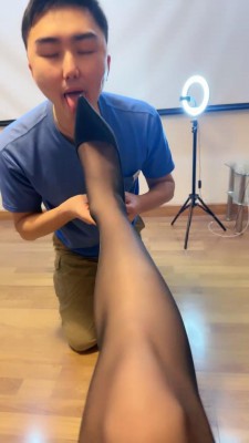 图片[3]_套路直播视频【诗酒】御姐高跟诱惑调-闻舔黑丝/踢裆/虐乳【双视角版】 bf26283_HD绳艺资源