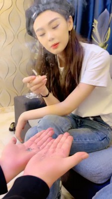 图片[3]_套路直播视频【凉爽S】双S高难度挑战踢踹/藤条抽/人体烟灰缸【双视角版】 bf26373_HD绳艺资源