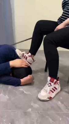 图片[4]_套路直播视频【彼岸花S】重度训练运动鞋踩踏刑虐 bf26262_HD绳艺资源