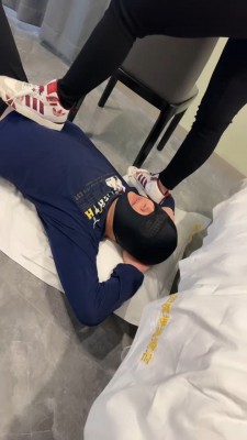 图片[6]_套路直播视频【彼岸花S】重度训练运动鞋踩踏刑虐 bf26262_HD绳艺资源