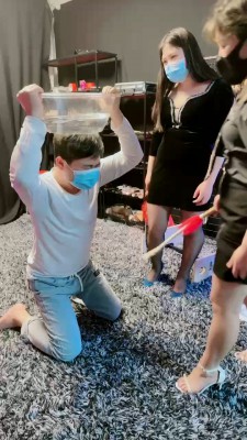 图片[4]_套路直播视频【冷风S】双S-人体家具-头顶水盆【双视角版】 bf26214_HD绳艺资源