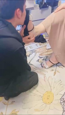 套路直播视频【宝珠姐姐】蹂躏追求者-耳光抽+全体重踩踏 bf26304_HD绳艺资源