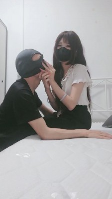 图片[2]_套路直播视频【软玉】素人学生主白袜脚辱老师-踩踏 bf26297_HD绳艺资源