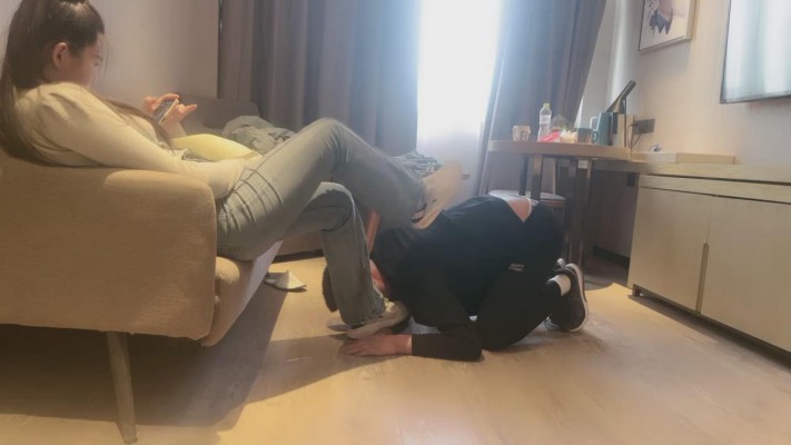 图片[3]_套路直播视频【诺诺子】舔运动鞋/白袜脚深喉/踩踏当坐垫 bf26272_HD绳艺资源