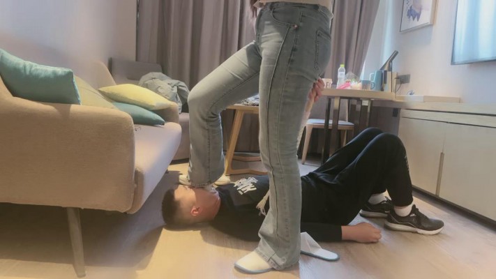 图片[6]_套路直播视频【诺诺子】舔运动鞋/白袜脚深喉/踩踏当坐垫 bf26272_HD绳艺资源