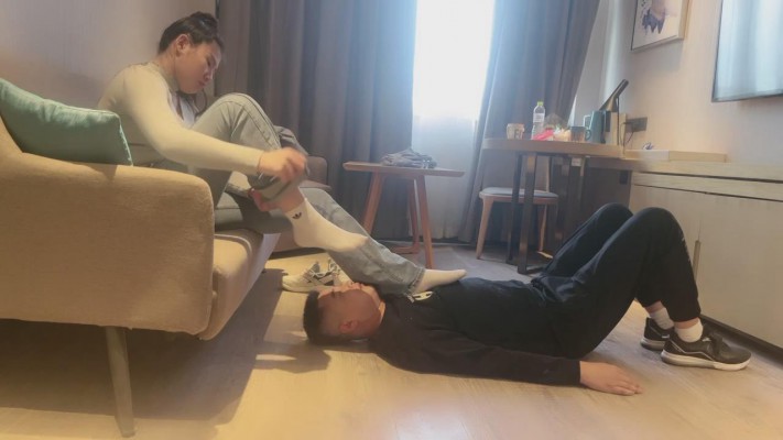 图片[7]_套路直播视频【诺诺子】舔运动鞋/白袜脚深喉/踩踏当坐垫 bf26272_HD绳艺资源