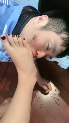 图片[5]_套路直播视频【桃幼幼】关狗笼圈养-恋足舔脚-伺候洗脚 bf26404_HD绳艺资源