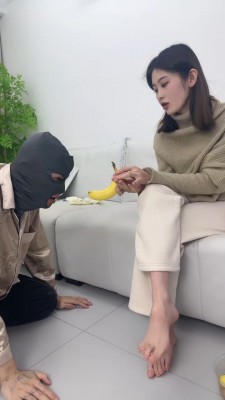 套路直播视频【狗哥】重口-踩踏食物喂食 bf26395_HD绳艺资源