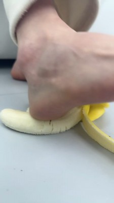 图片[2]_套路直播视频【狗哥】重口-踩踏食物喂食 bf26395_HD绳艺资源