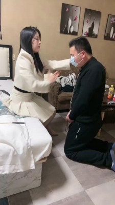 图片[4]_套路直播视频【猫咪大大】户外-楼梯间踩业主/拧耳朵/舔脚酸奶喂食/训练 bf26394_HD绳艺资源