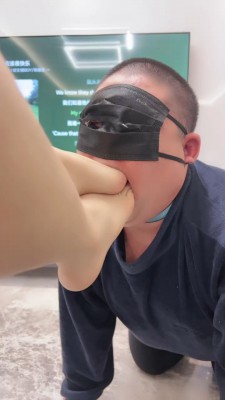 图片[2]_套路直播视频【妆主大大】狗链牵老狗/耳光抽/裸足深喉狂舔/骑马遛狗 bf26383_HD绳艺资源