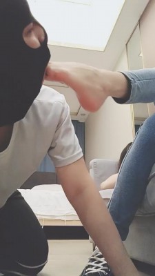 图片[7]_套路直播视频【美娜格格】高帮帆布鞋白棉袜辱狗/喝圣水/转胯 bf26382_HD绳艺资源