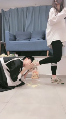 图片[5]_套路直播视频【晚晚】运动鞋踩踏喂食/喝洗脚水 bf26378_HD绳艺资源