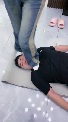 图片[3]_套路直播视频【麋鹿银儿】白棉袜脚重度踩踏/深喉脚耳光/骑马溜双狗 bf26416_HD绳艺资源