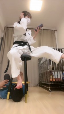 图片[7]_套路直播视频【高难度挑战美学】跆拳道女神高难度挑战踢踹/艺术舔裸足/跪地求饶 bf26413_HD绳艺资源