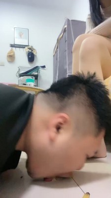 图片[7]_套路直播视频【艾莉】口水喂食-吃香蕉-脚踩咀嚼物喂食 bf26339_HD绳艺资源