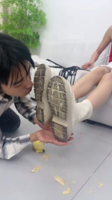 图片[11]_套路直播视频【狗哥】超美S-舔脏鞋底-训练踩踏喂食-臭脚捂脸 bf26294_HD绳艺资源