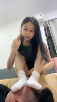 图片[6]_套路直播视频【艾莉】运动鞋白棉袜踩踏/臭脚捂脸窒息 bf26242_HD绳艺资源