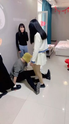 图片[6]_套路直播视频【精神小妹】3S学生重度踢打/踩踏/提档 bf26263_HD绳艺资源